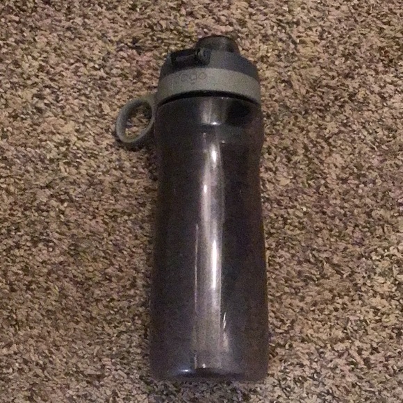 🔅4 for $10 Pogo water bottle - Picture 2 of 3